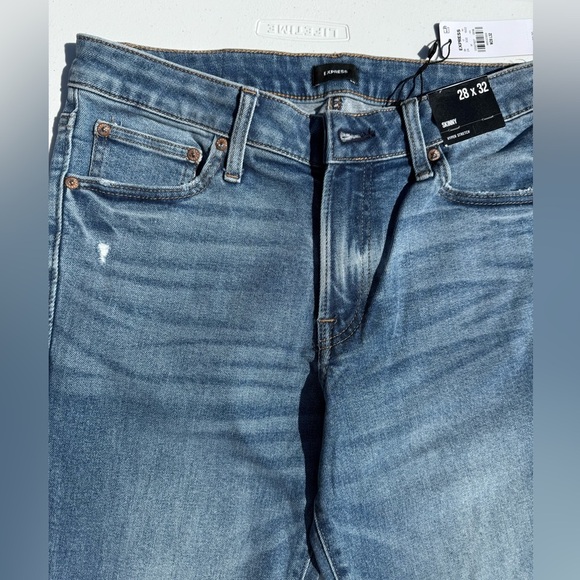 Express NWT‎ Women's Medium Wash Skinny Blue Jeans 28/32 - Picture 3 of 9